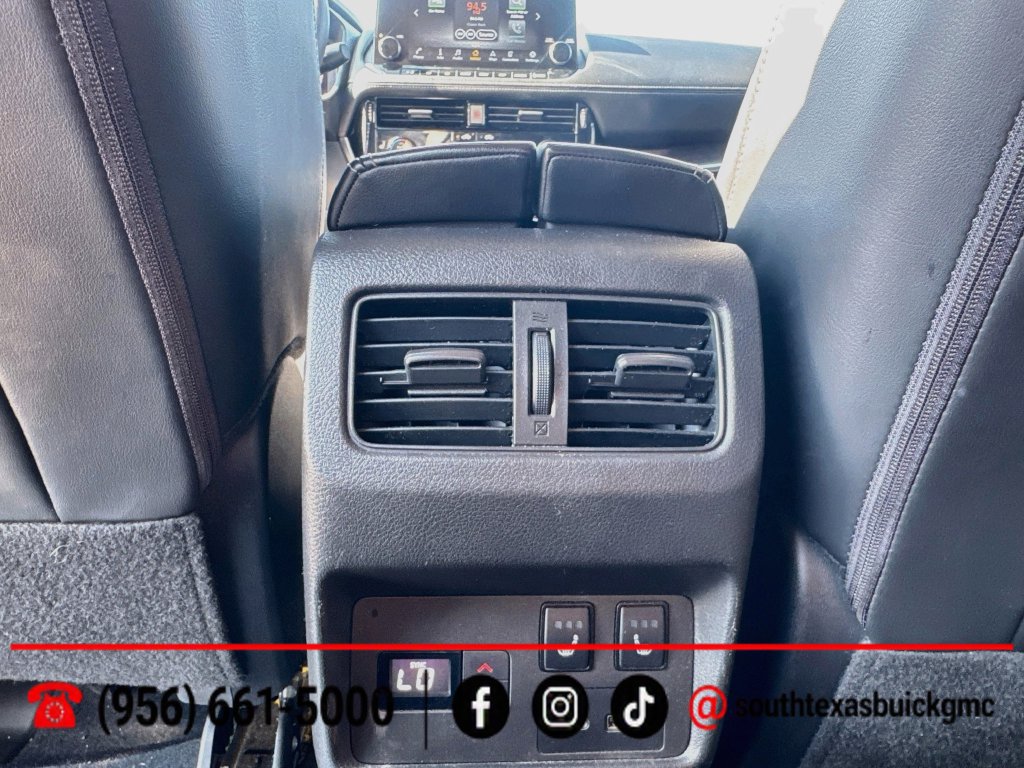 Used 2023 Nissan Rogue Platinum w/ Platinum Premium Package FWD image 24