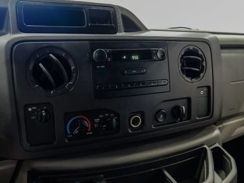 Used 2012 Ford E-250 and Econoline 250 RWD image 26