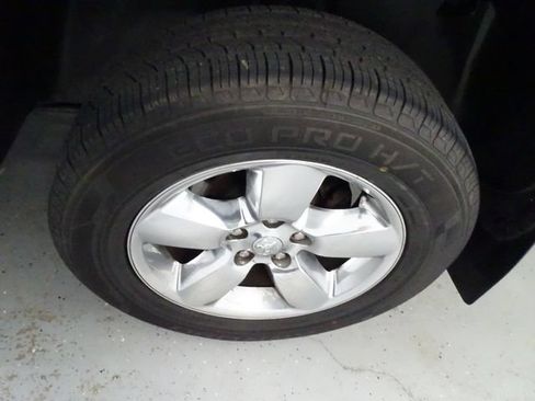 Used 2019 RAM 1500 Big Horn AWD/4WD image 28