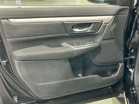 Used 2018 Honda CR-V LX image 15