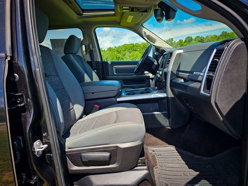 Used 2016 RAM 3500 Big Horn AWD/4WD image 42