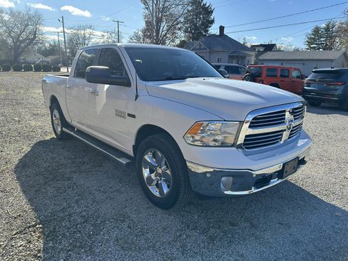 Used 2015 RAM 1500 Big Horn image 8