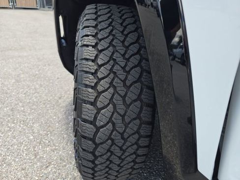 New 2026 GMC Terrain AT4 w/ LPO, Floor Liner Package AWD/4WD image 31