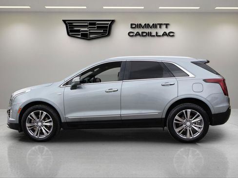 Certified 2025 Cadillac XT5 Premium Luxury image 2