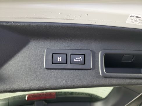 Used 2025 Subaru Forester Touring w/ Popular Package - Touring image 35