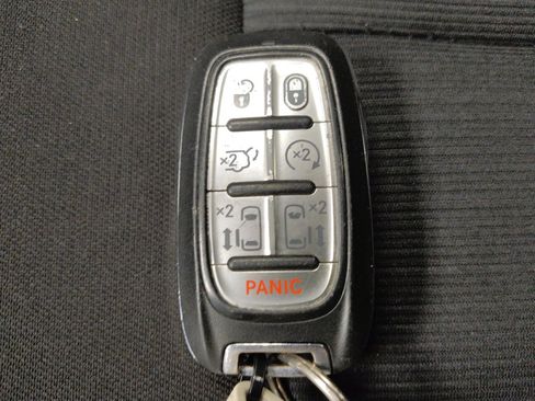 Used 2023 Chrysler Voyager LX FWD image 32