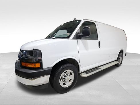 Certified 2024 Chevrolet Express 2500 w/ Driver Convenience Package image 8