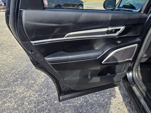Used 2021 Kia Telluride LX FWD image 12