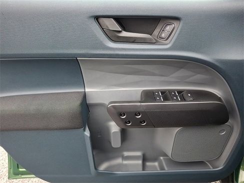 Used 2025 Ford Maverick XL w/ Equipment Group 102A image 15