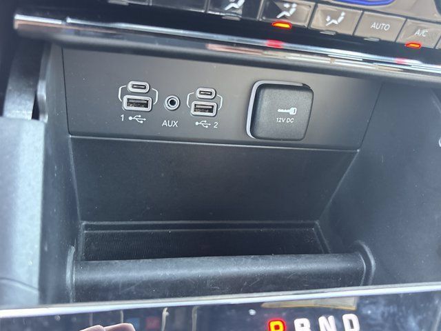 Used 2025 Jeep Grand Cherokee L Limited AWD/4WD image 34