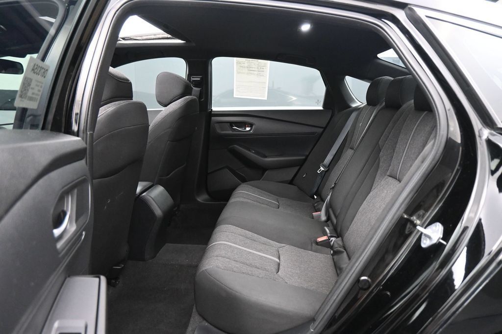 Used 2023 Honda Accord Sport image 13