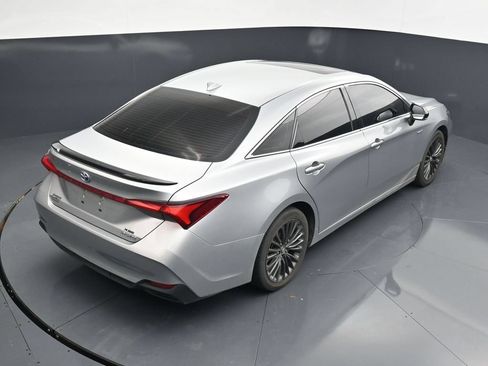 Used 2020 Toyota Avalon XSE FWD image 21