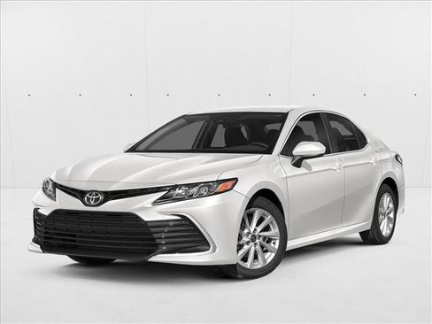 Used 2023 Toyota Camry LE FWD image 1