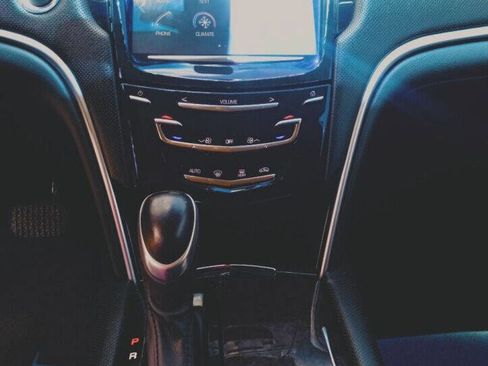 Used 2017 Cadillac XTS image 18