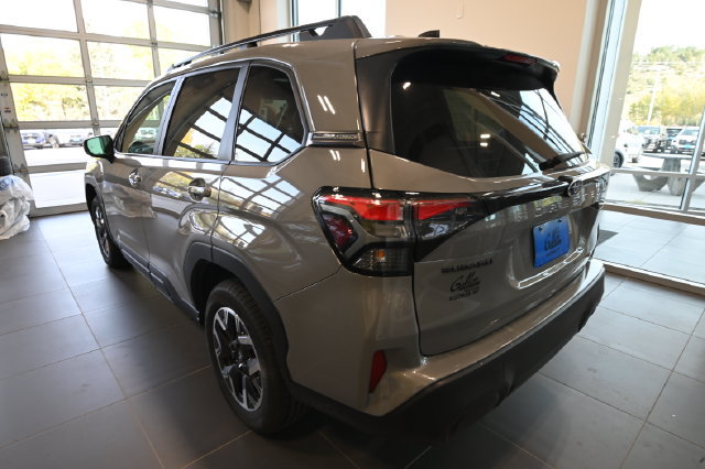 New 2026 Subaru Forester Premium AWD/4WD image 9