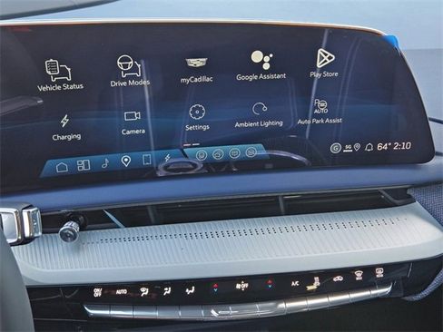 New 2026 Cadillac Optiq Sport 2 image 24