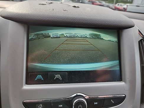 Used 2018 Chevrolet Cruze LS FWD image 15