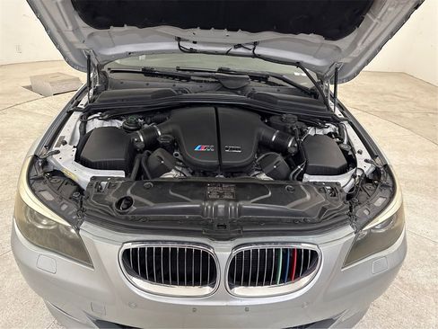 Used 2006 BMW M5 image 18