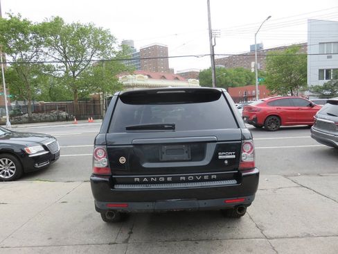 Used 2011 Land Rover Range Rover Sport HSE LUX AWD/4WD image 9