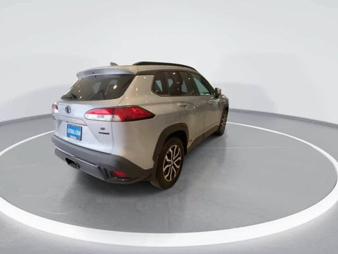 Used 2023 Toyota Corolla Cross AWD Hybrid image 8