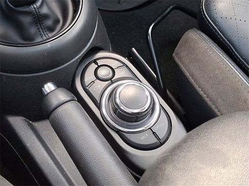 Used 2022 MINI Cooper S image 16