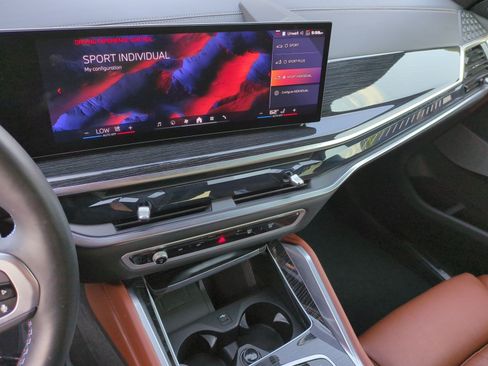 Used 2026 BMW X6 M60i AWD/4WD image 39