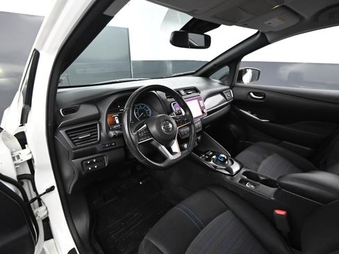 Used 2022 Nissan Leaf SV Plus w/ Protection Package image 37