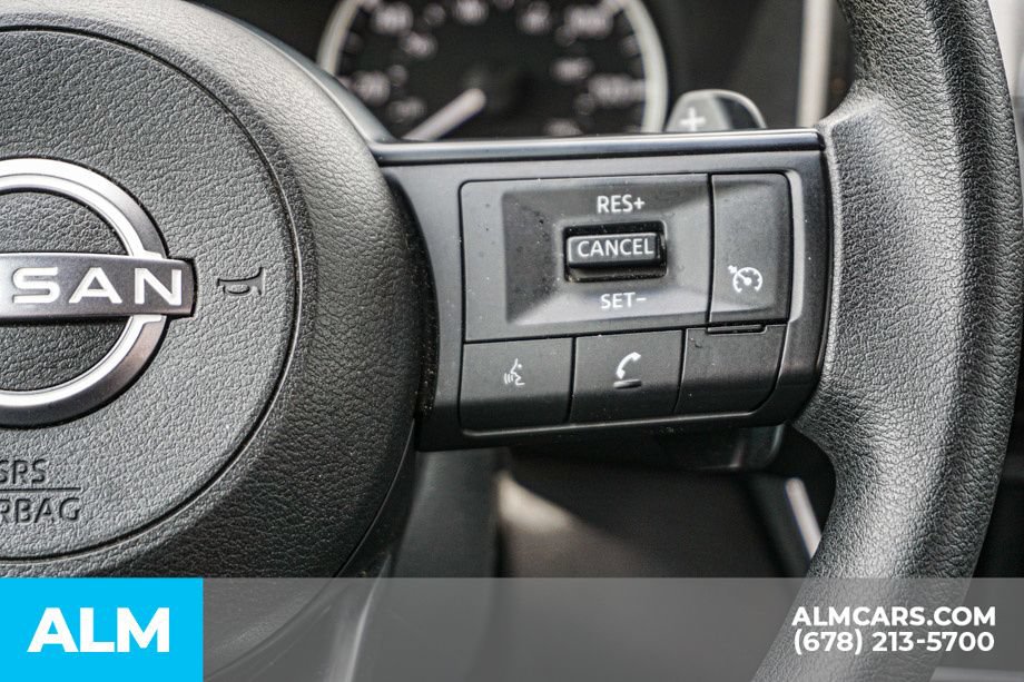 Used 2024 Nissan Rogue S FWD image 29