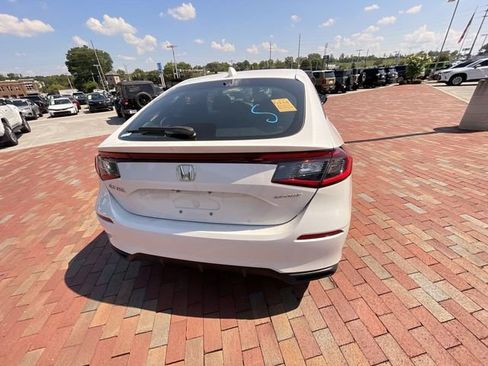 Certified 2025 Honda Civic Sport image 15