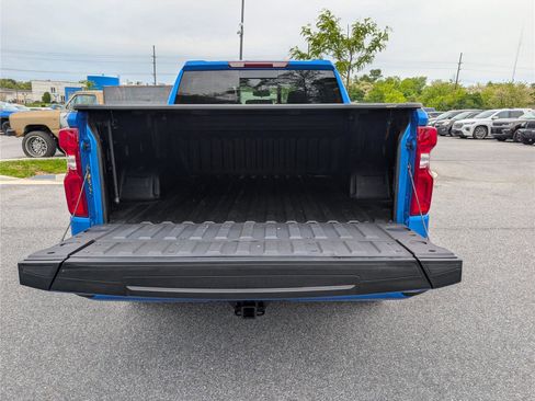 Used 2025 Chevrolet Silverado 1500 RST w/ Convenience Package II AWD/4WD image 12