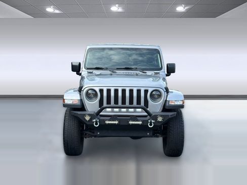 Used 2020 Jeep Wrangler Unlimited Sahara AWD/4WD image 6