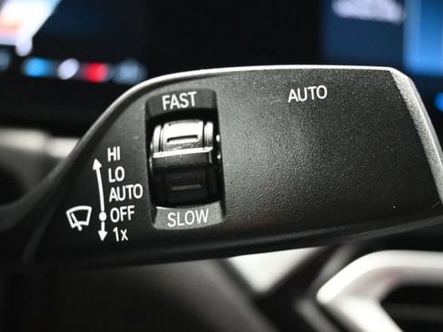 Used 2023 BMW 330i Sedan w/ Premium Package RWD image 21