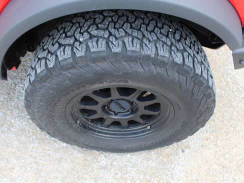 Used 2023 Ford Bronco Wildtrak AWD/4WD image 9