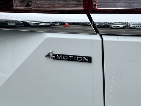 New 2026 Volkswagen Atlas SEL Premium R-Line AWD/4WD image 6