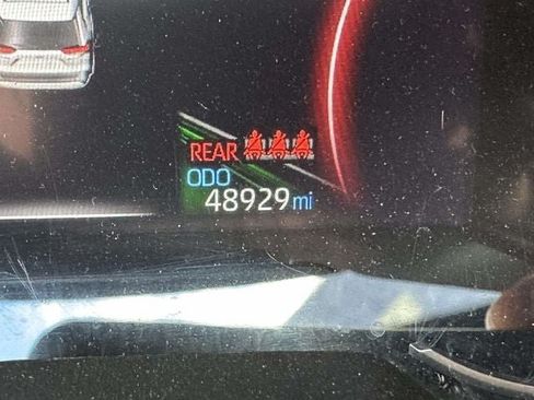 Used 2024 Toyota RAV4 LE AWD/4WD image 30