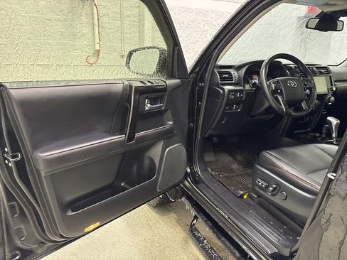 Used 2023 Toyota 4Runner TRD Off-Road Premium image 12