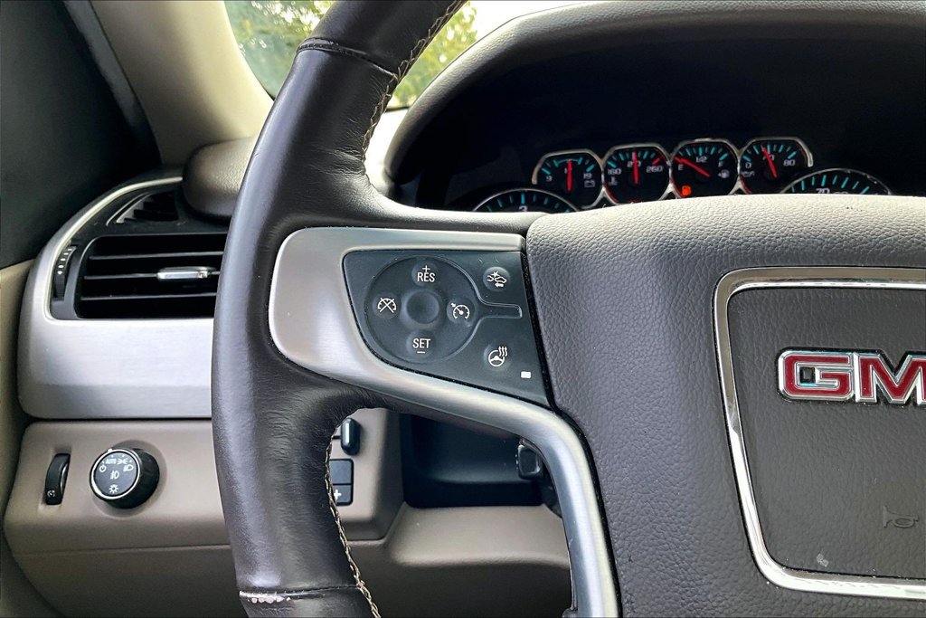 Used 2017 GMC Yukon SLT w/ Premium Edition RWD image 23