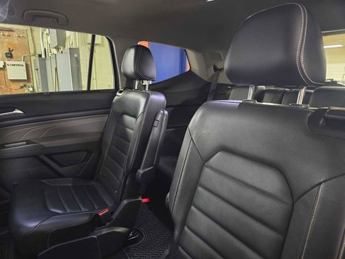 Used 2022 Volkswagen Atlas SEL Premium AWD/4WD image 18