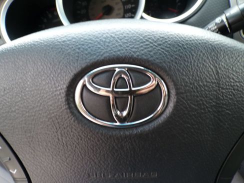 Used 2006 Toyota Tacoma 4x4 Double Cab image 31