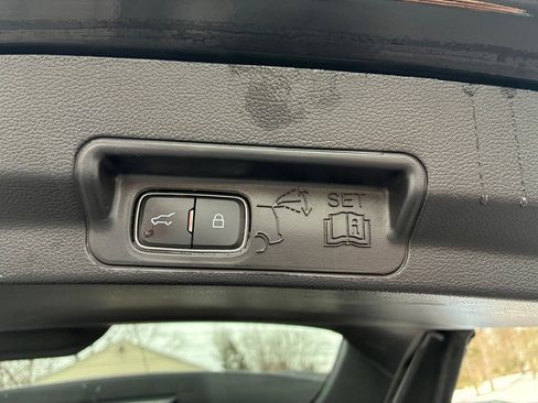 Used 2021 Ford Explorer ST w/ ST Street Pack image 10