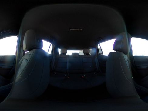 Used 2025 Chevrolet Equinox LT image 41