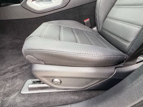 New 2025 Mercedes-Benz GLE 580 4MATIC image 21