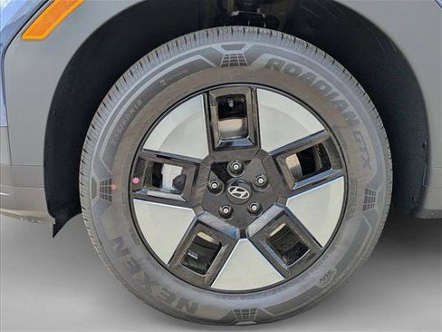 New 2026 Hyundai Santa Fe SEL FWD image 9