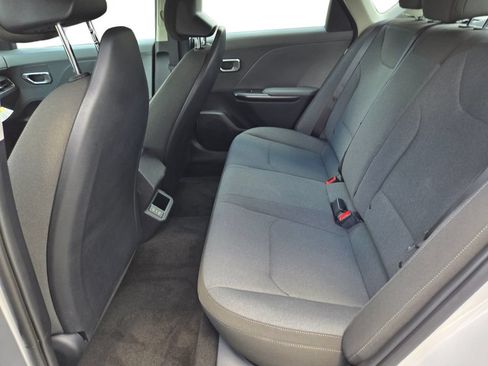 New 2026 Kia K4 FWD image 19