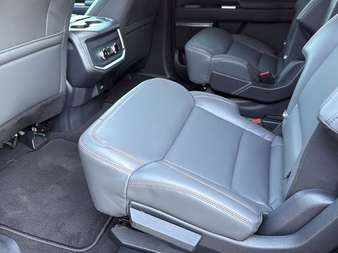 New 2025 Ford Expedition Max Active image 23