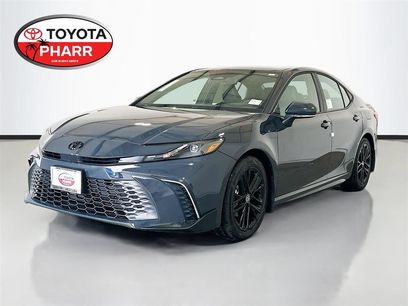 New 2026 Toyota Camry SE w/ Convenience Package