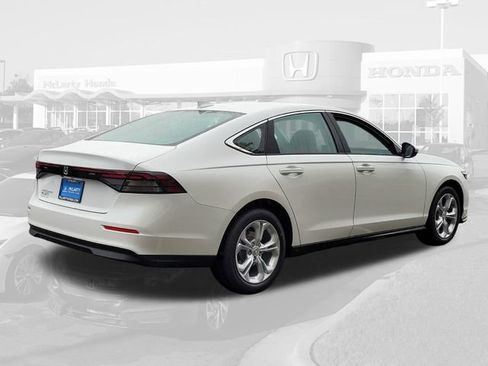 New 2025 Honda Accord LX image 3