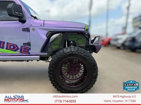 Used 2021 Jeep Gladiator Mojave AWD/4WD image 8