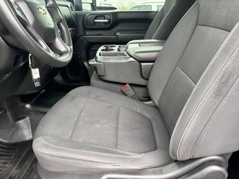 Used 2022 Chevrolet Silverado 3500 W/T RWD image 9