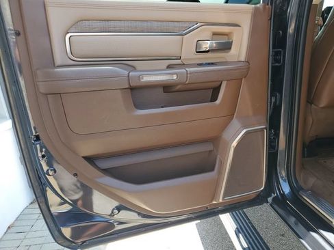 Used 2019 RAM 2500 Limited AWD/4WD image 35